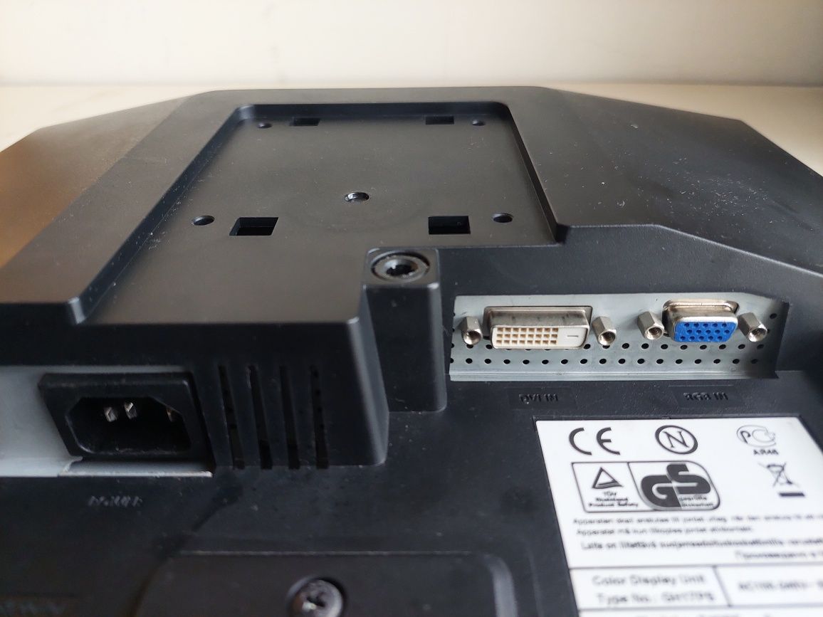 Monitor Samsung SyncMaster 740Bf