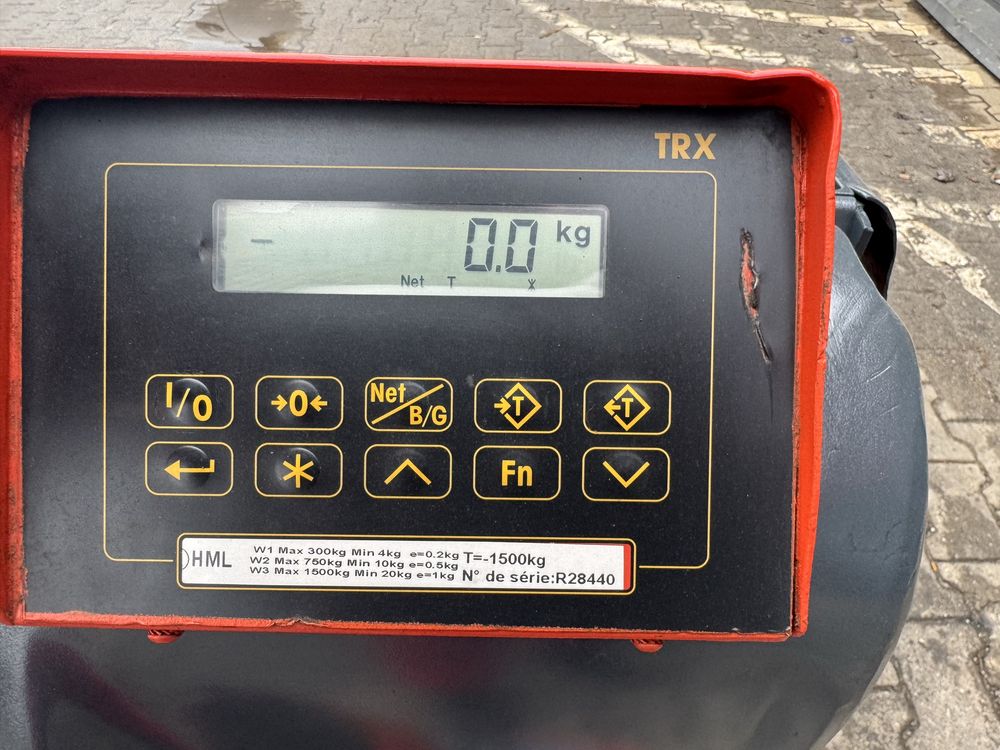 Paleciak elektryczny Linde z wagą wózek waga elektroniczna paleciak