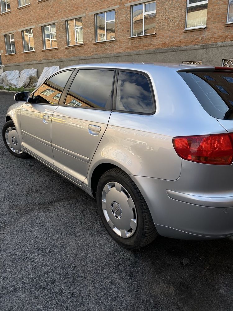 Audi A3, 1.6mpi, АКПП