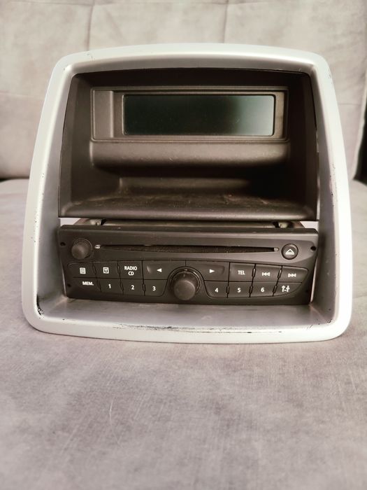 Оригінальний екран в корпусі з рамкою на Рено Трафік, Опель Віваро