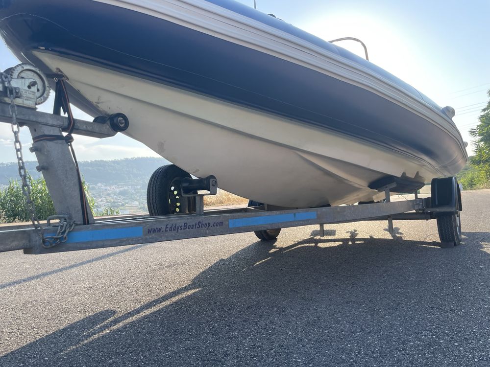 Semi rigido RIB 555 VFI + Tohatsu 40 Mega em excelente estado