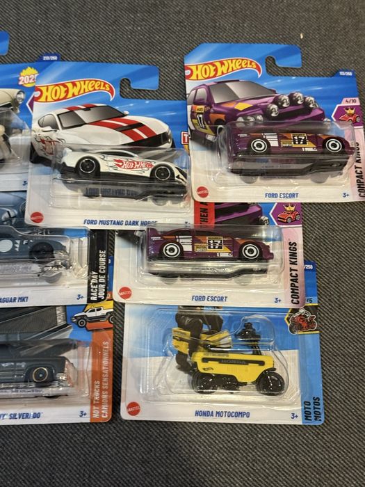 Hotwheels zestaw modeli (7) komplet set hot wheels
