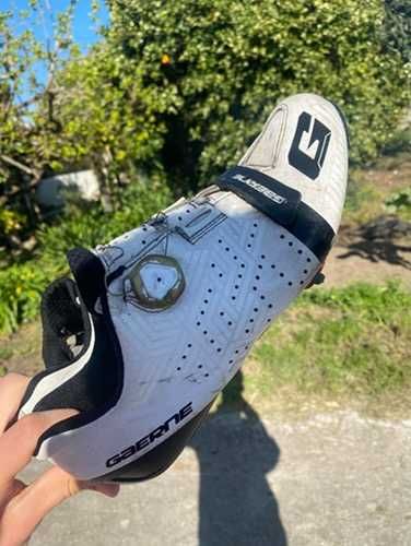 Bicicleta + Sapatos de Ciclismo - Como Novos!