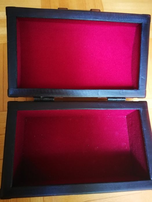 Kuferek, szkatułka na biżuterię, drobiazgi i inne skarby