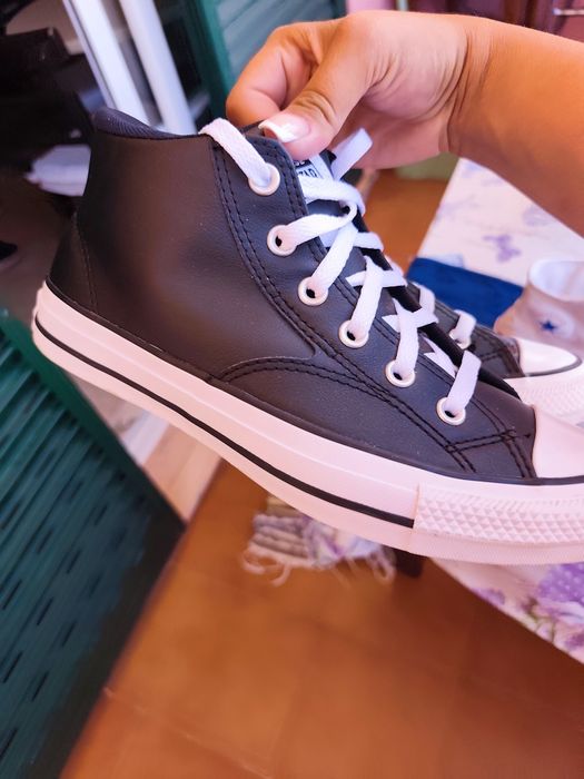 Converse all star em couro