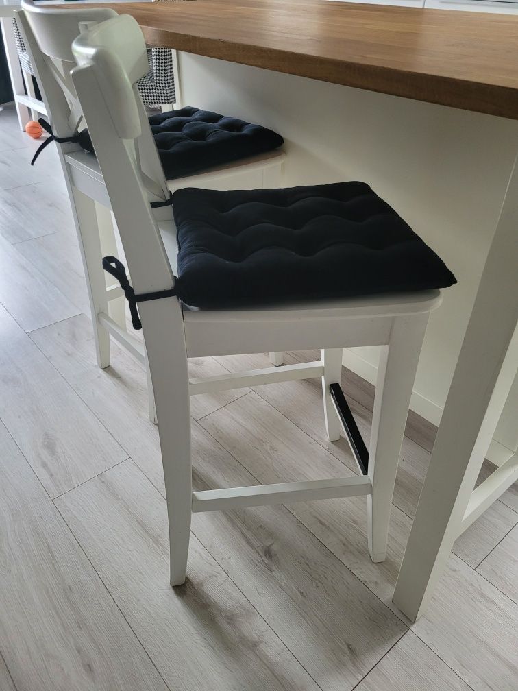 Wyspa kuchenna IKEA i 2 krzesła REZERWACJA