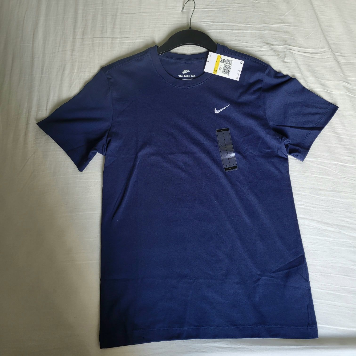 NIKE nowy t-shirt logo swoosh rozm S