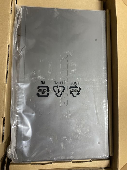 мережевий комутатор Netgear, смарт комутатор