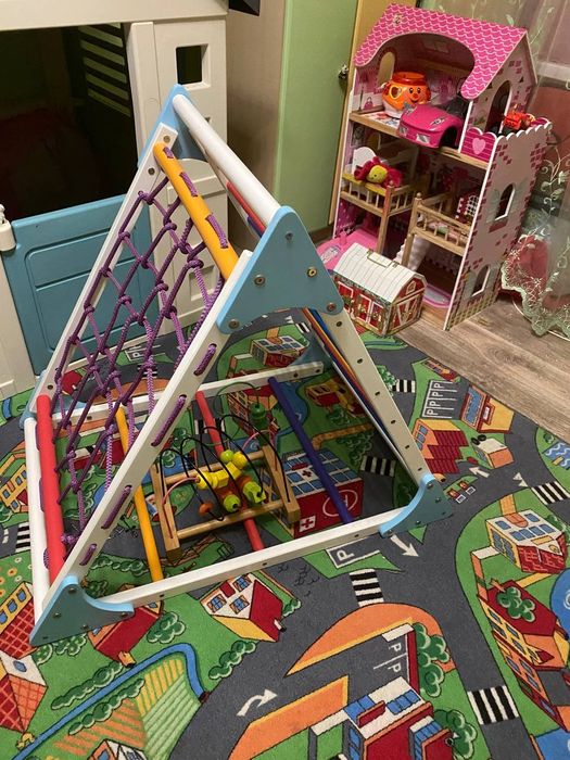 Трикутник Піклера,дитячий спортивний комплекс