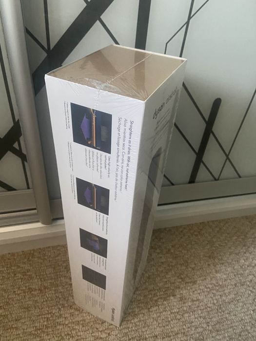 Dyson airstrait оригінал 2 роки гарантіі