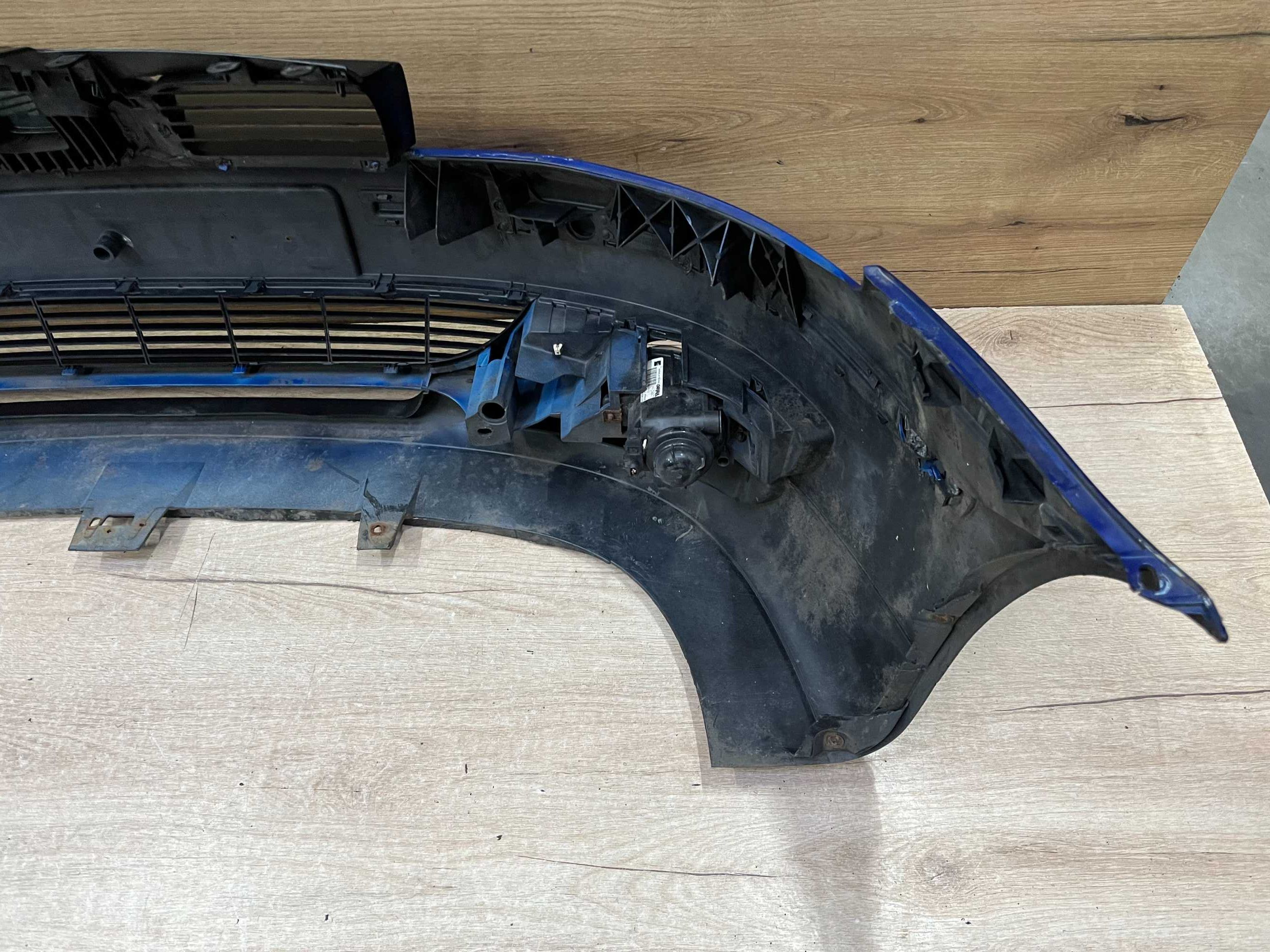 Zderzak przedni Seat Leon 1 kolor ls5n