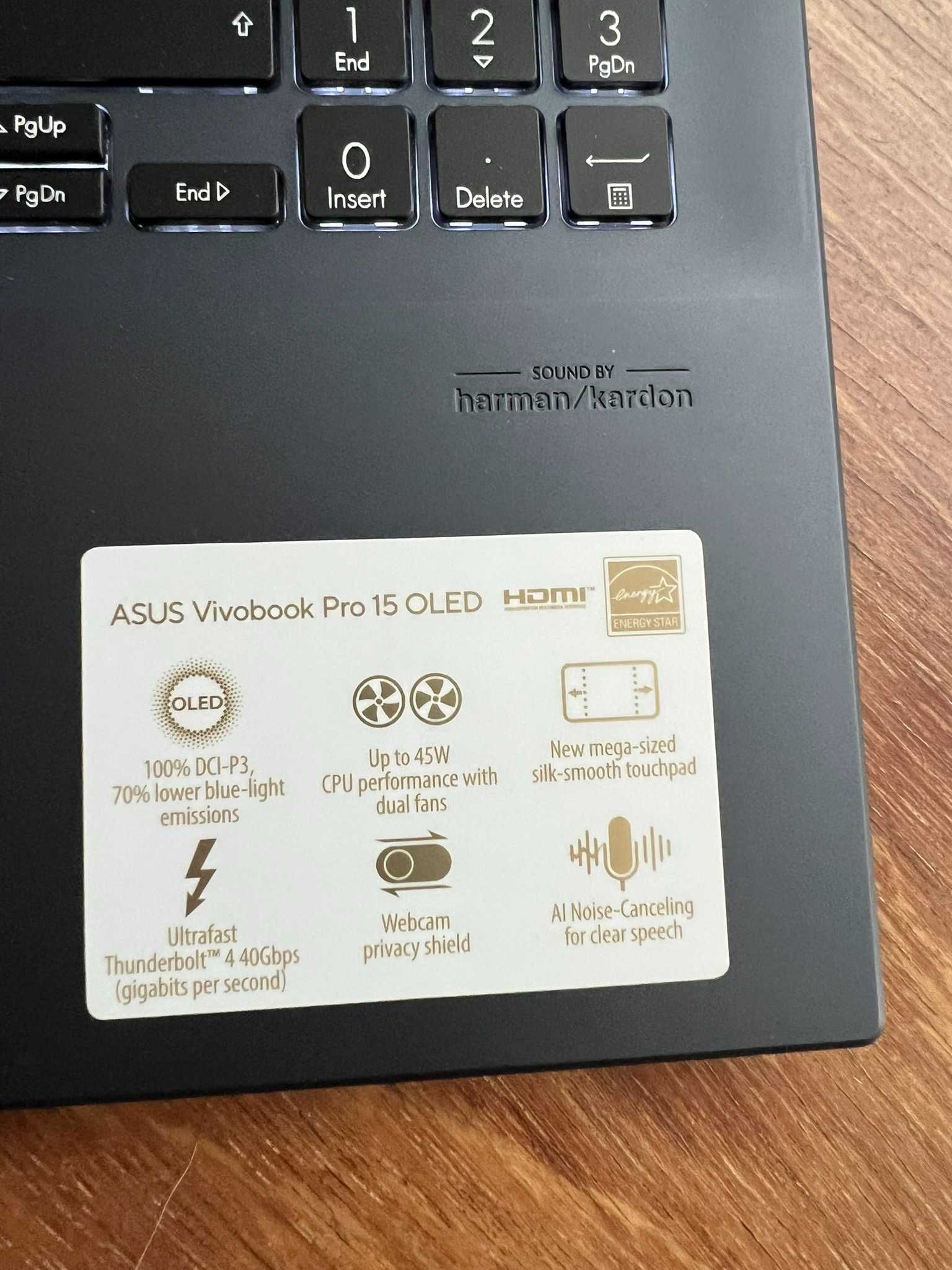 Asus Vivabook Pro 15 OLED praticamente novo