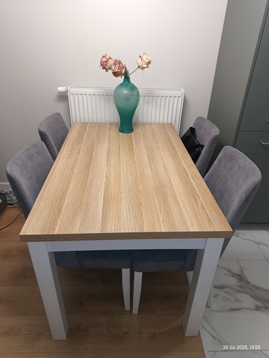 Sprzedam stół i krzesła