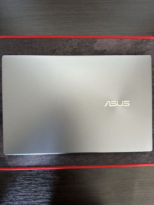 Asus ZenBook 14| Ryzen 5 5500u/Geforce Mx 450/1TB SSD/Full HD