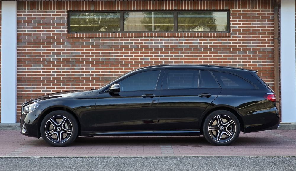 Mercedes-Benz E300de AMG 4-MATIC