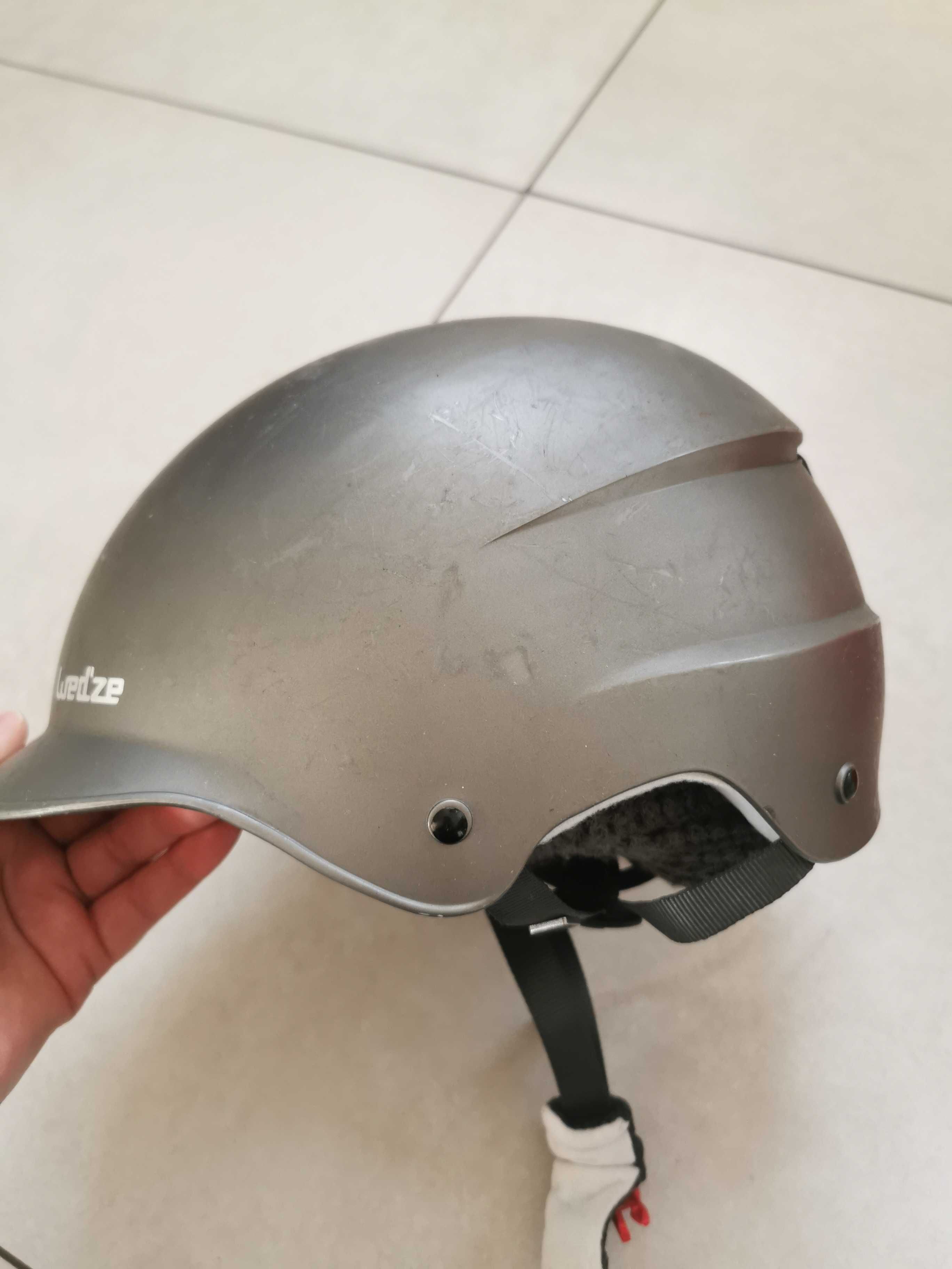 Kask  narciarski Wieze, ciepły i wygodny. Dla dzieci.