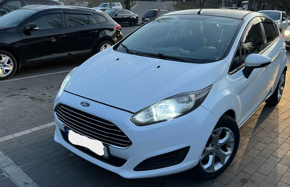 Продаж автомобіля Ford Fiesta