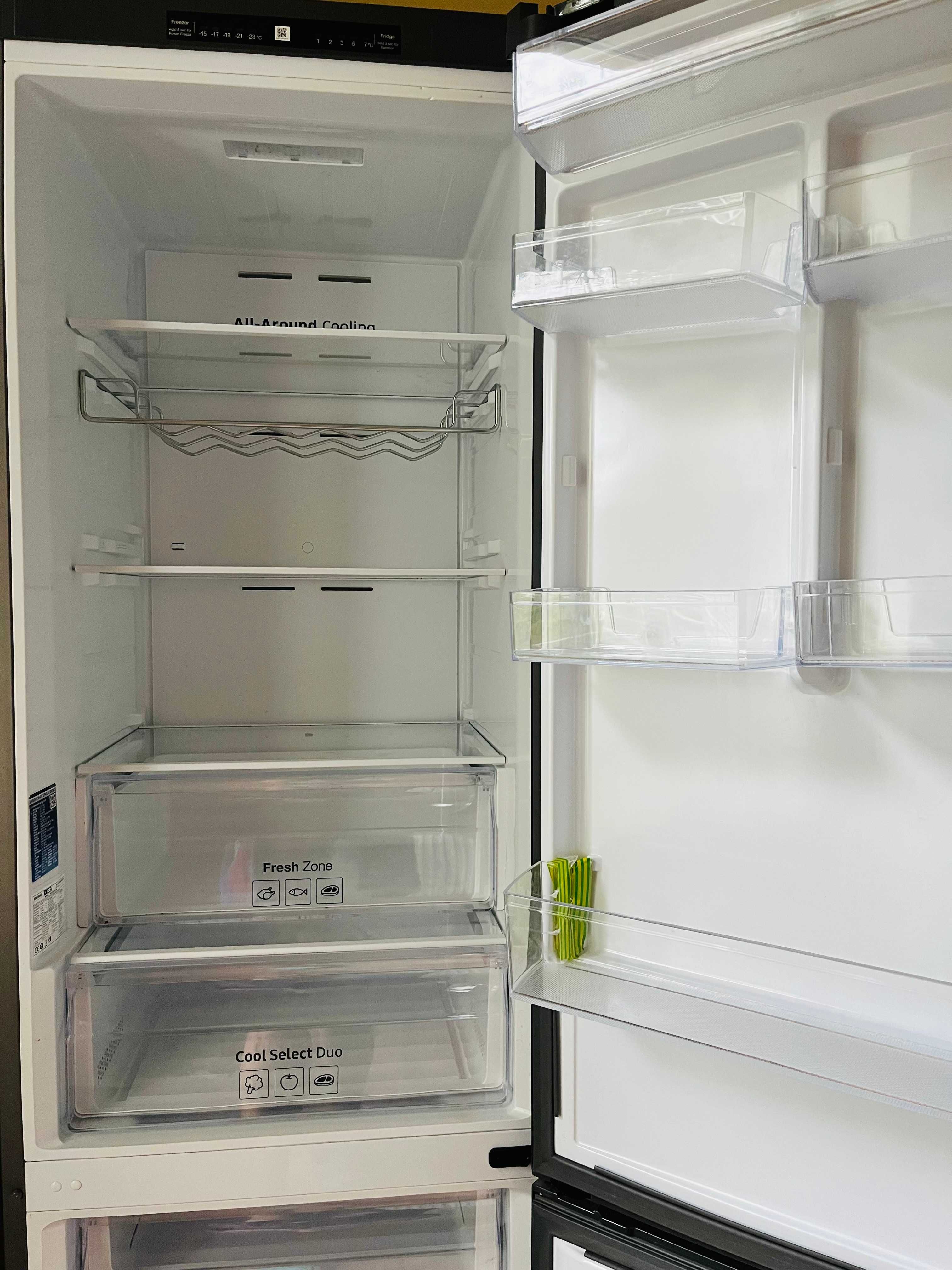 Lodówka wolnostojąca Samsung RB37J501MB1 , dolny zamrażalnik, 353 l