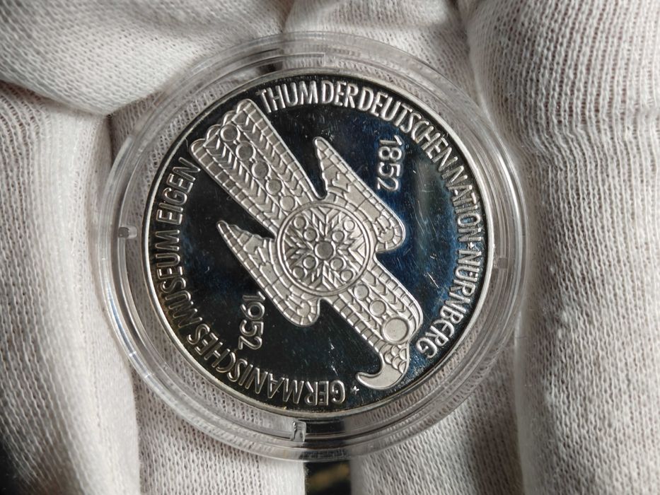 ФРГ 5 марок нюренбергский музей 100 лет редкая рестрайк серебро