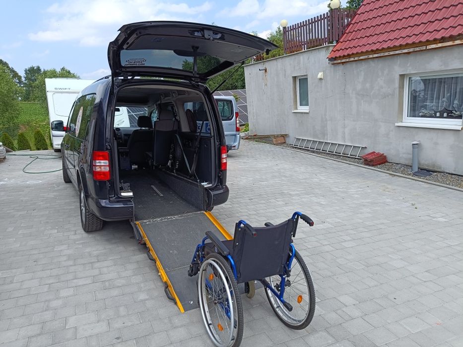 Wynajem pojazdów do przewozu osób na wózkach inwalidzkich