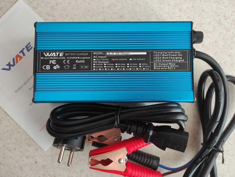 Зарядні 20А-200А пристрої LiFePo4 12/24 АКБ Li-ion зарядное