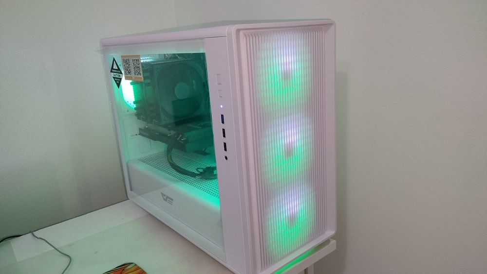 PC RGB gry Intel i5 10400f 6/12 DDR4 32GB RX6600XT 8GB 550w Win11 WIFI