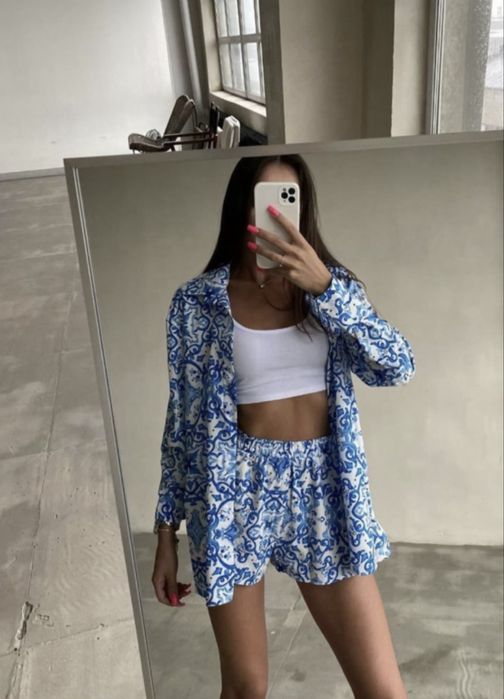 Костюм новий шорти , рубашка+ топ