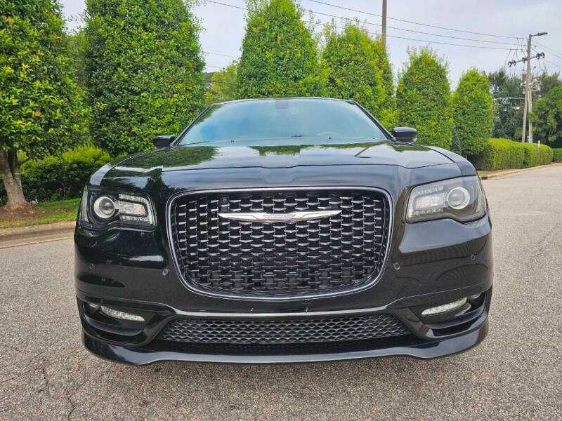 2017 Chrysler 300