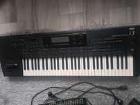 Syntezator Korg i3