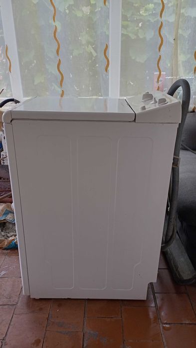 Пральна машина з вертикальним завантаженням Whirlpool AWT 2296