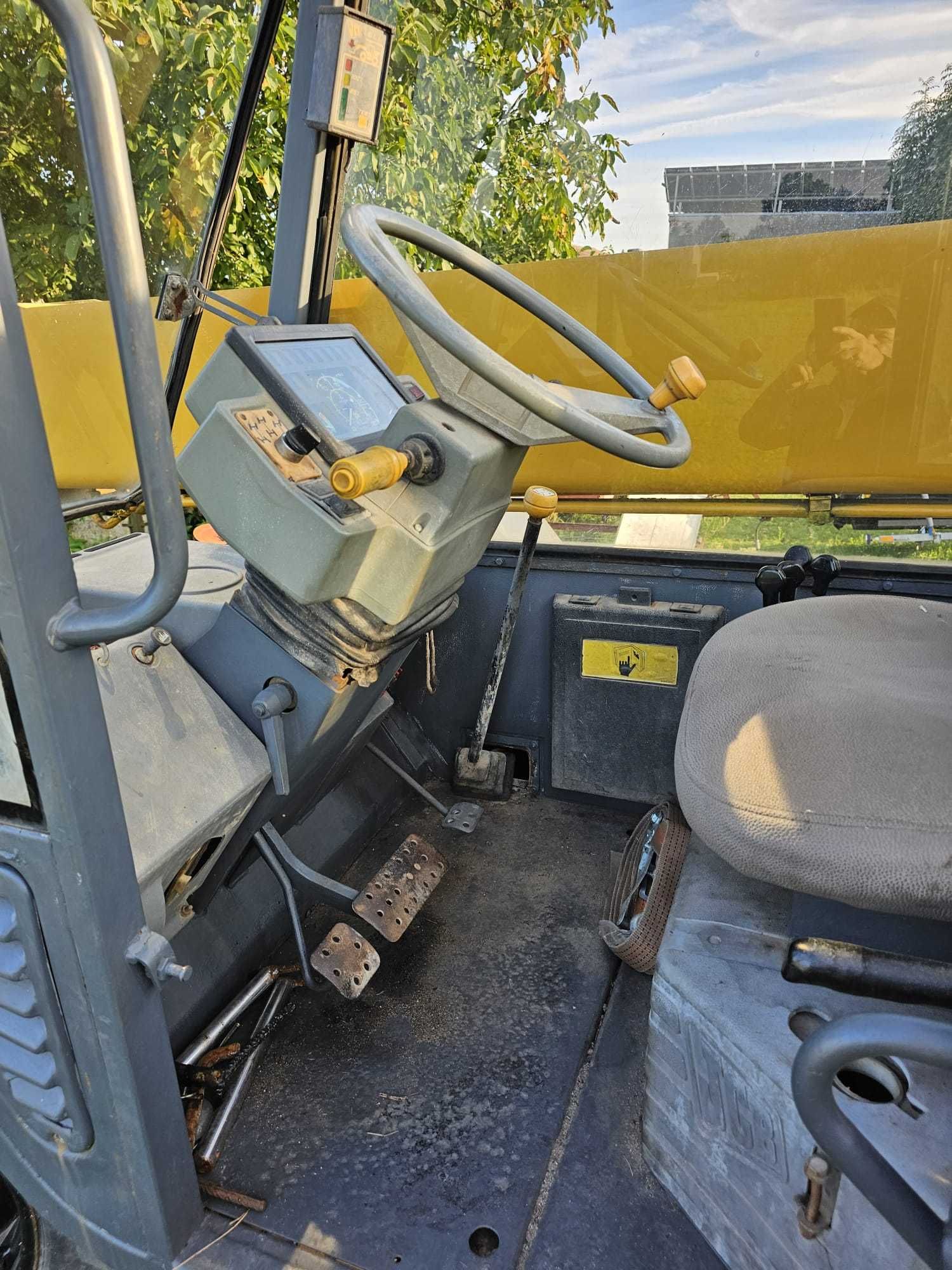 Ładowarka teleskopowa JCB 525-67