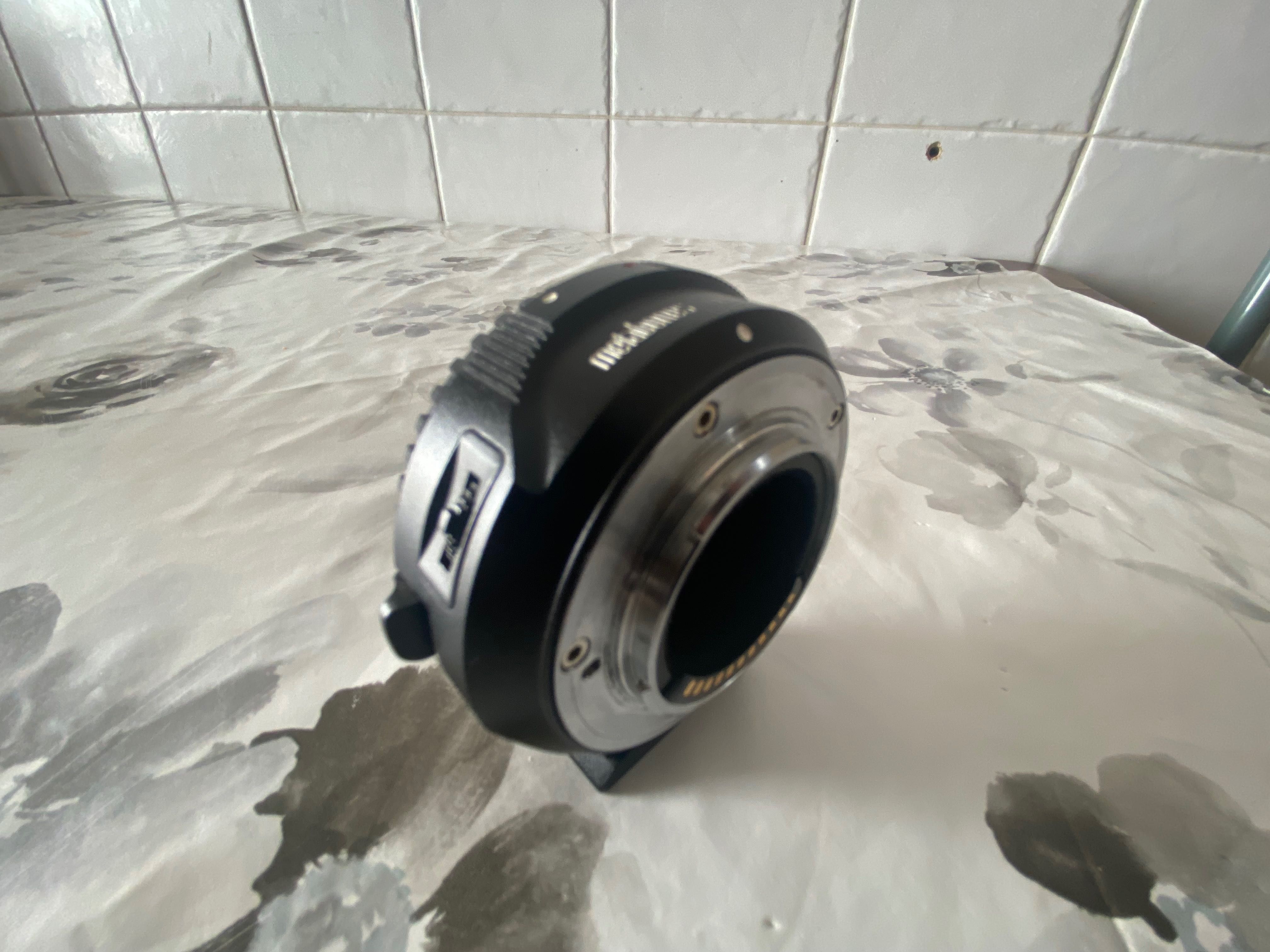 Adaptador Metabonnes EF-M4/3 Mount T