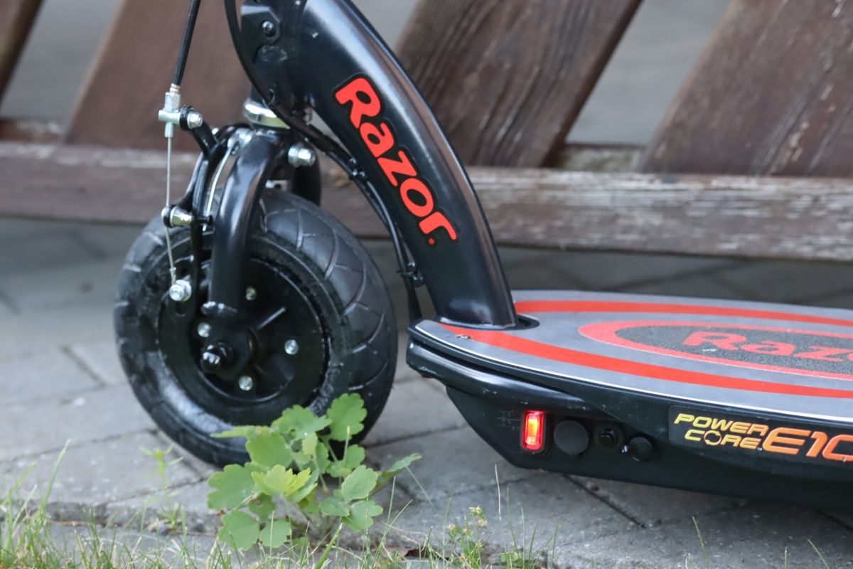 Hulajnoga Elektryczna Razor E100 Power Core 17km/h 100W