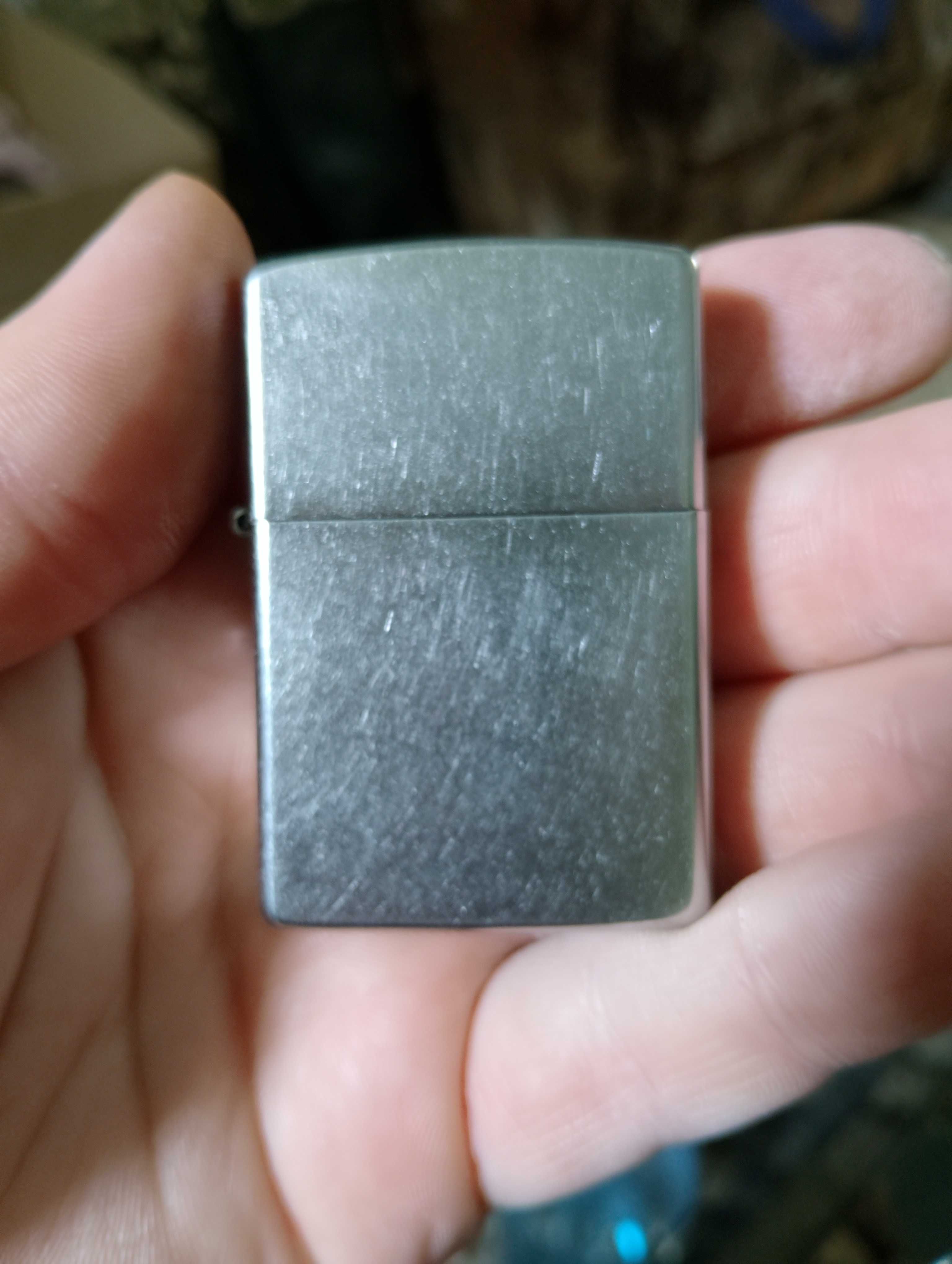 Оригінальна запальничка zippo