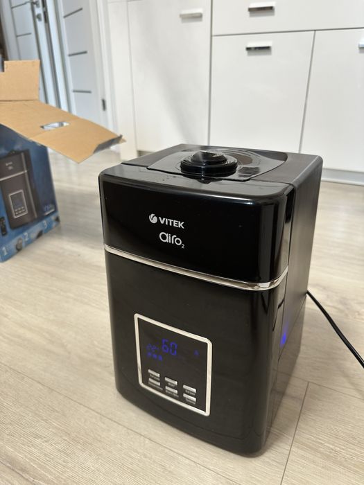Зволожувач повітря vitek airo2