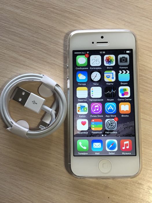 IOS 8! Iphone 5 32gb neverlock, акб 93%