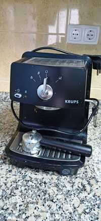 Máquina de café  moído à pressão expresso KRUPS