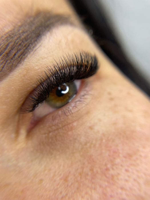 Нарощення вій Мукачево/Курси