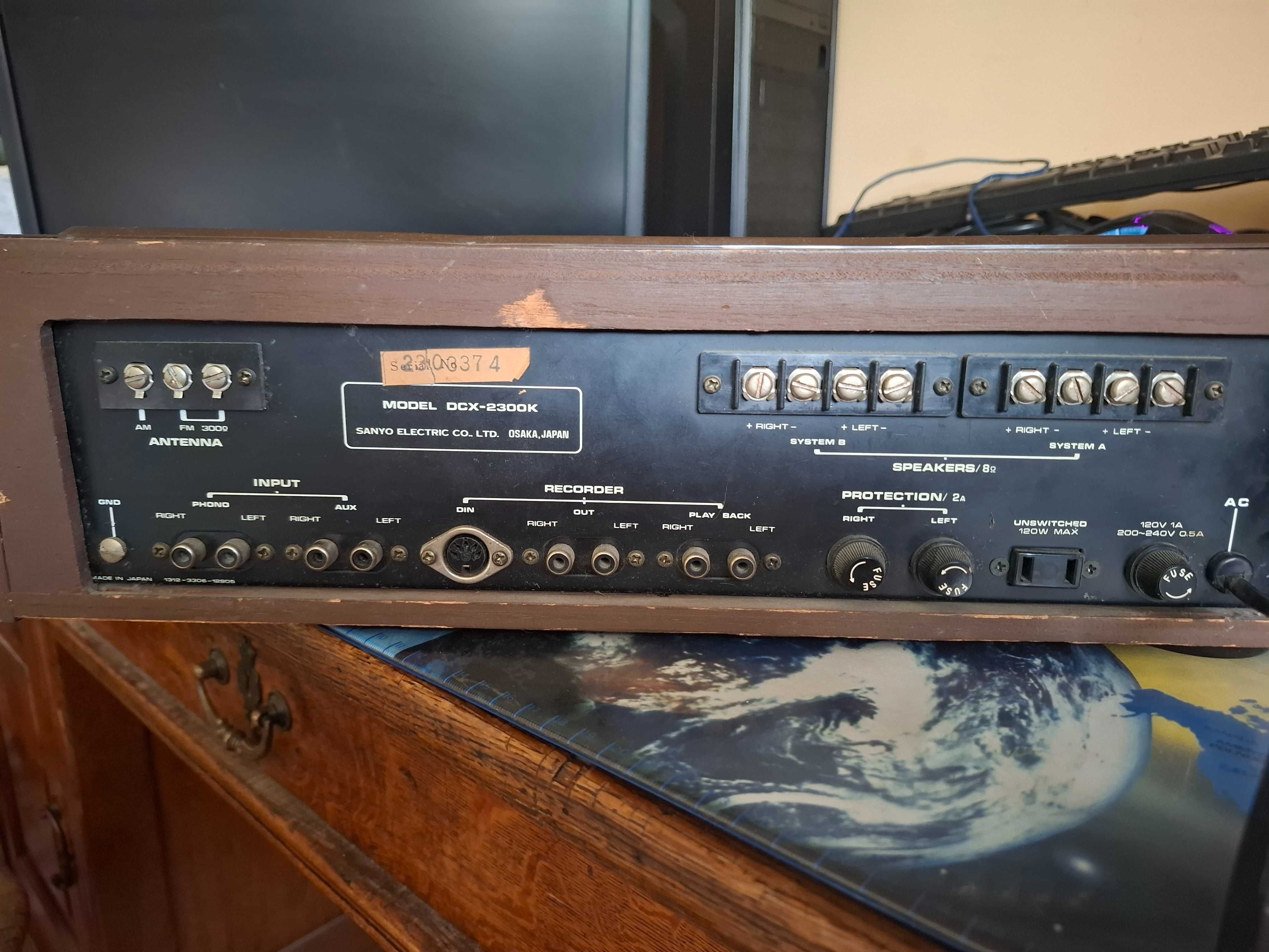 Sanyo DCX-2300K amplituner vintage z mikrofonem