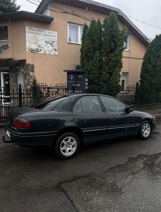 Opel Omega на продажі