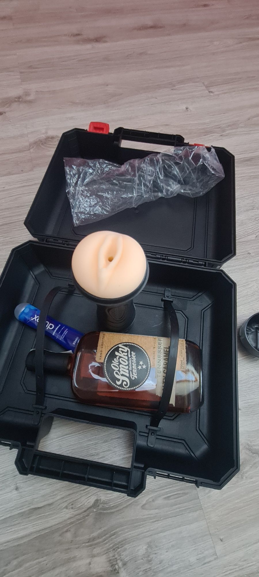 Skrzynka na na alkohol Pan Młody / prezent na kawalerski