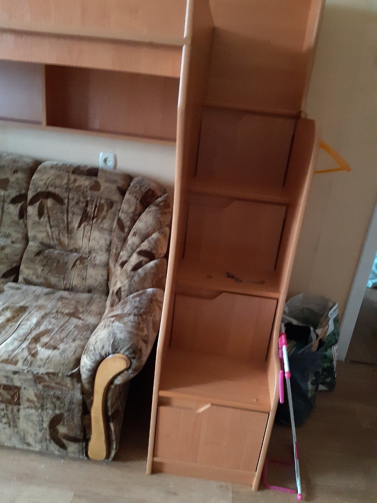 Продам кровать для подростка