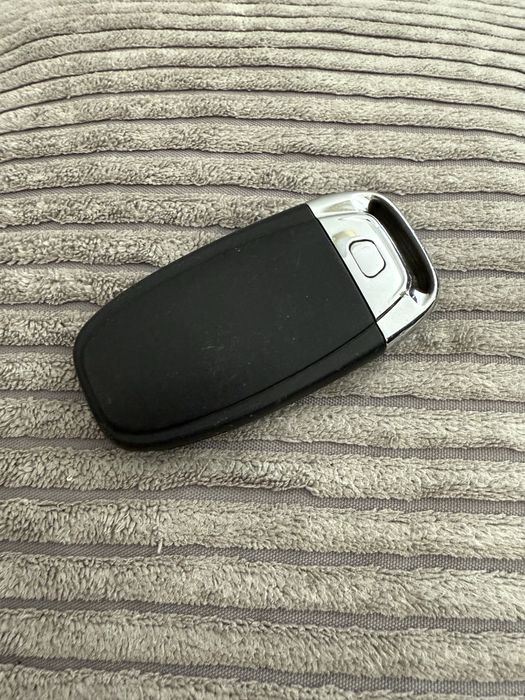 Kluczyk samochodowy Audi a6 c7