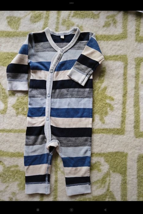 62 dwuwarstwowy wełniany rampers pajac w pasy wełna bawełna

Wełniany