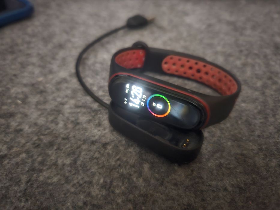 mi band 4 Xiaomi