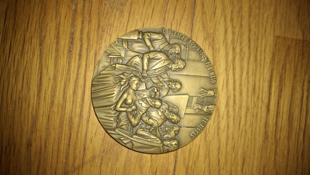 Medalha bronze Escultor Cabral Antunes "Quadros Célebres de Medicina",