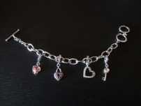 Pulseira Swarosvki com 4 pendentes com cristais