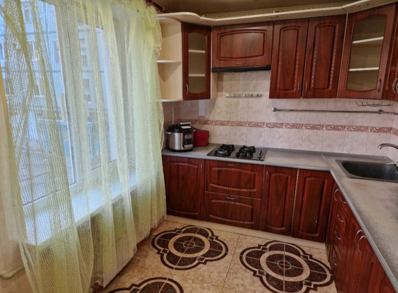 Продам 3х кв. в Хортиц. р-не Героев 93 бригады/Запорожского казачества