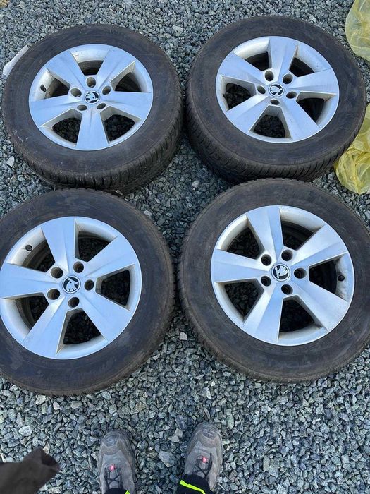 Koła zimowe do Skody 215/60 R16