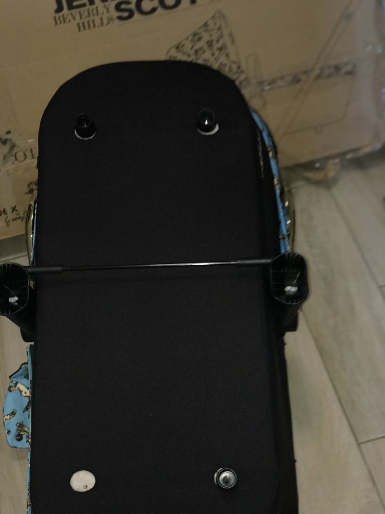 Gondola Cybex Priam Jeremy Scott Cherbus blue